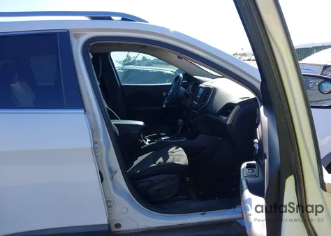 2016 Jeep Cherokee Latitude from USA, damaged, VIN 1C4PJLCB0GW126067